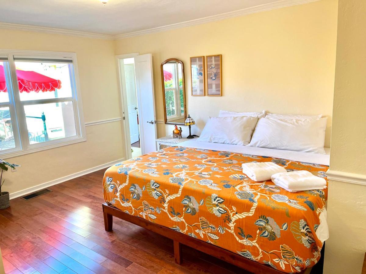 Spacious Renovated Petaluma Home- Pool Table, Fire Pit, Parking Luaran gambar