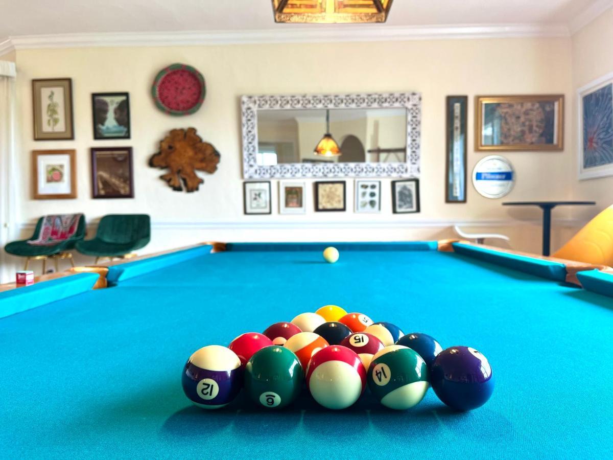Spacious Renovated Petaluma Home- Pool Table, Fire Pit, Parking Luaran gambar